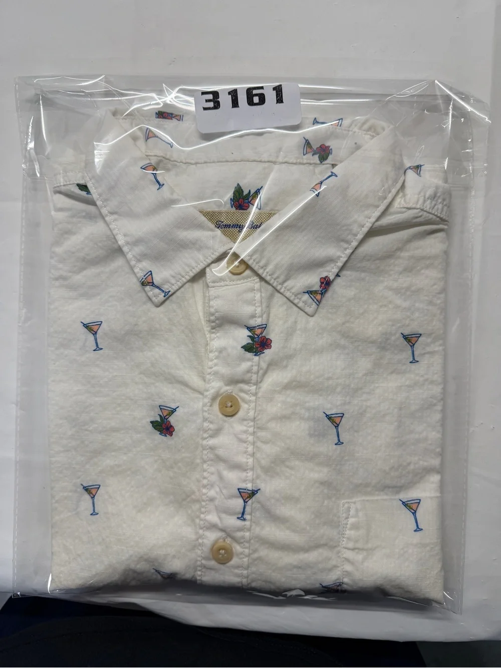Tommy Bahama Men's Short Sleeve White Cocktail Hawaiian Shirt Size XL - Picture 9 of 9